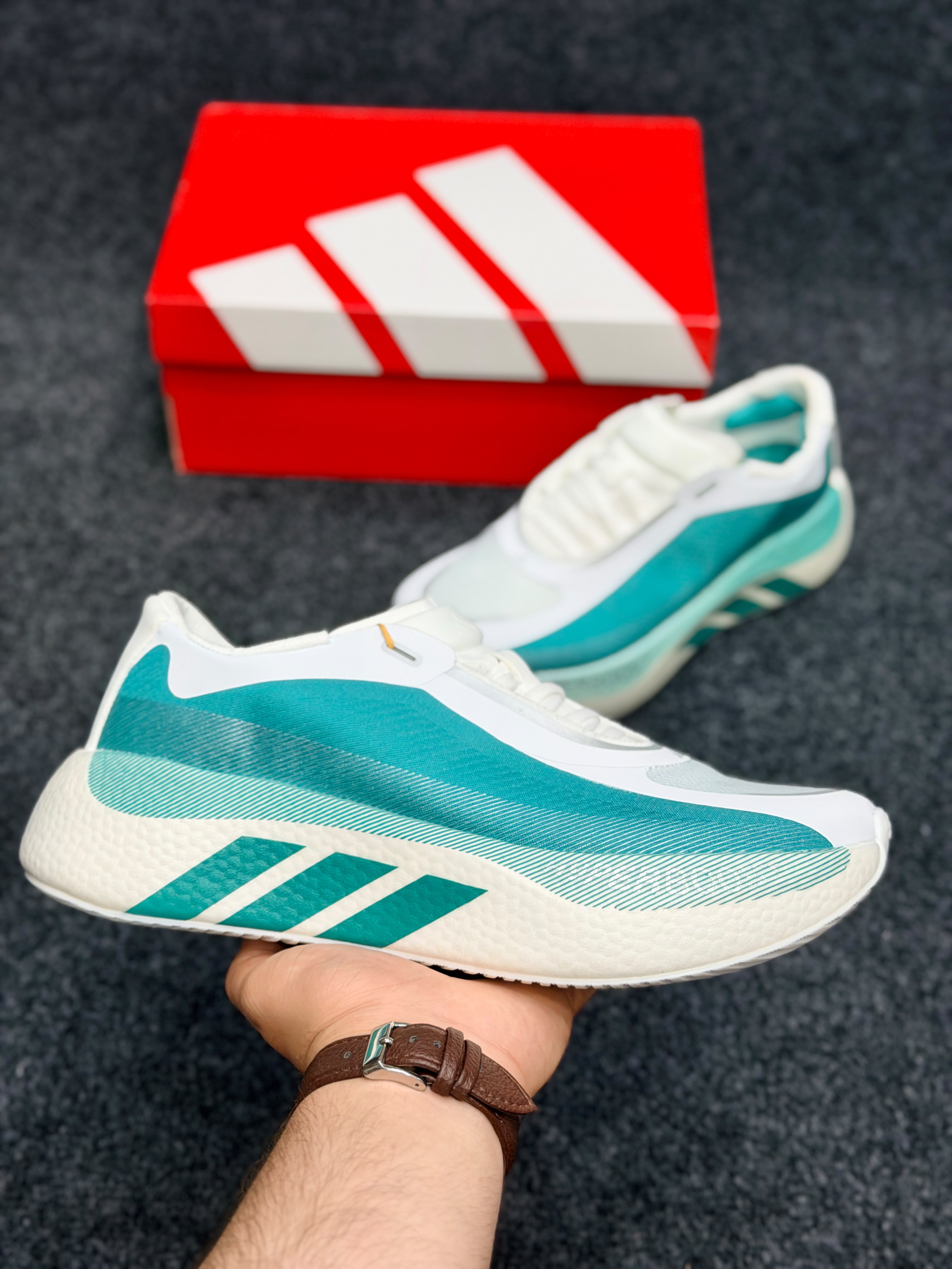HYPERBOOST EDGE Running Shoes.Color: Aqua Green / White (Teal Green)