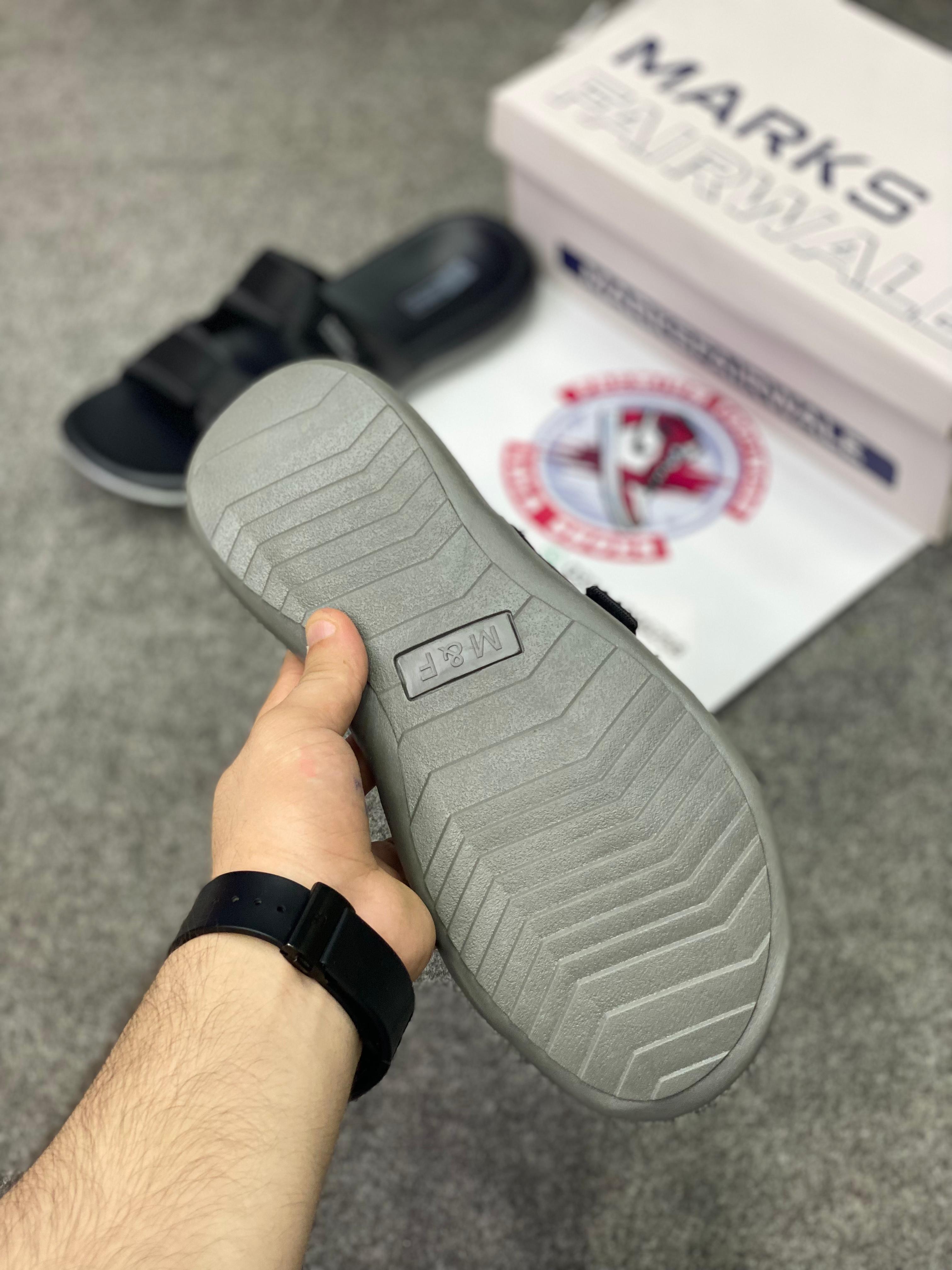 Marks 001 Leather Slides, Premium Lifestyle slides