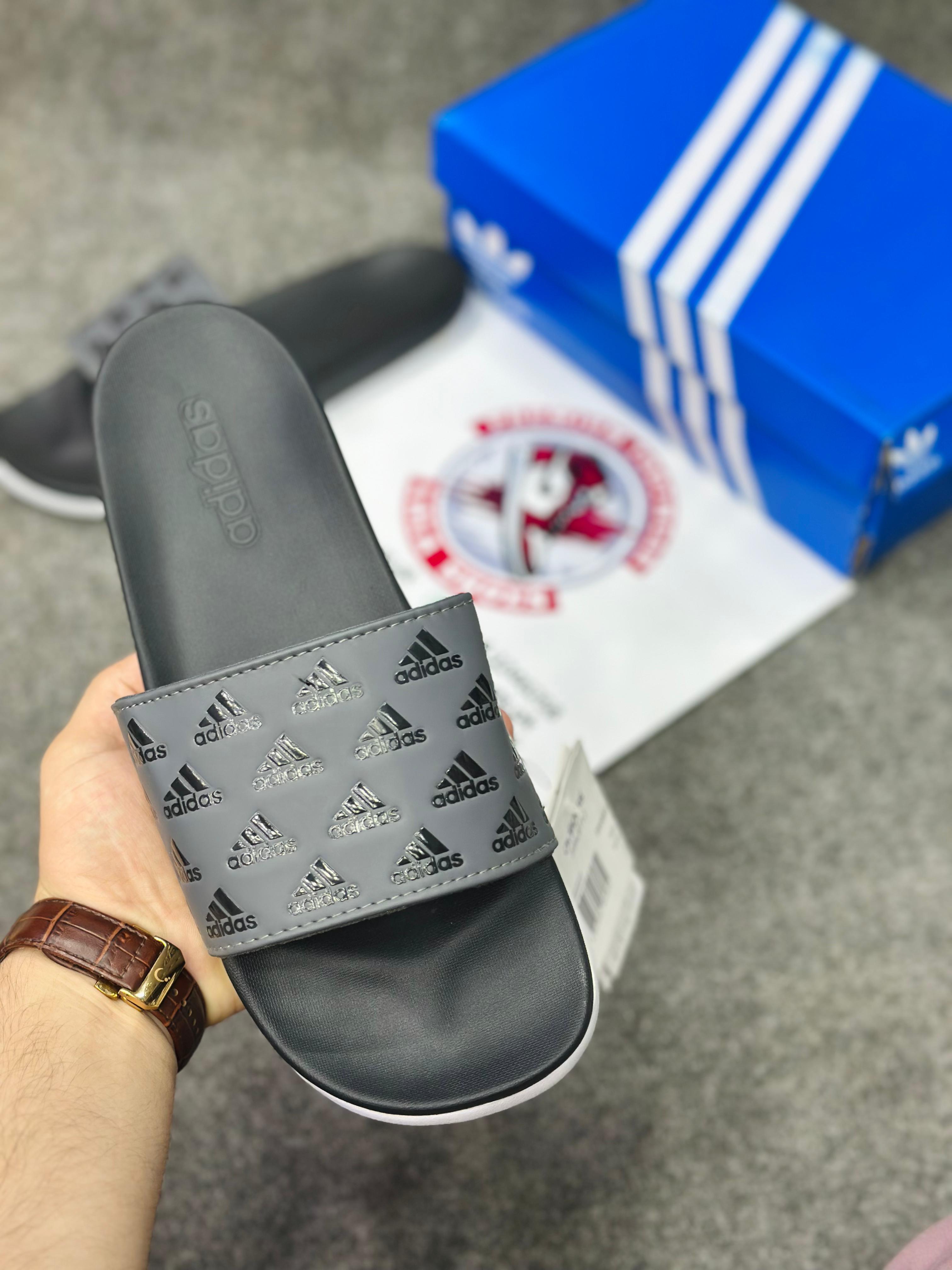 Adidas Comfort slides - 8007