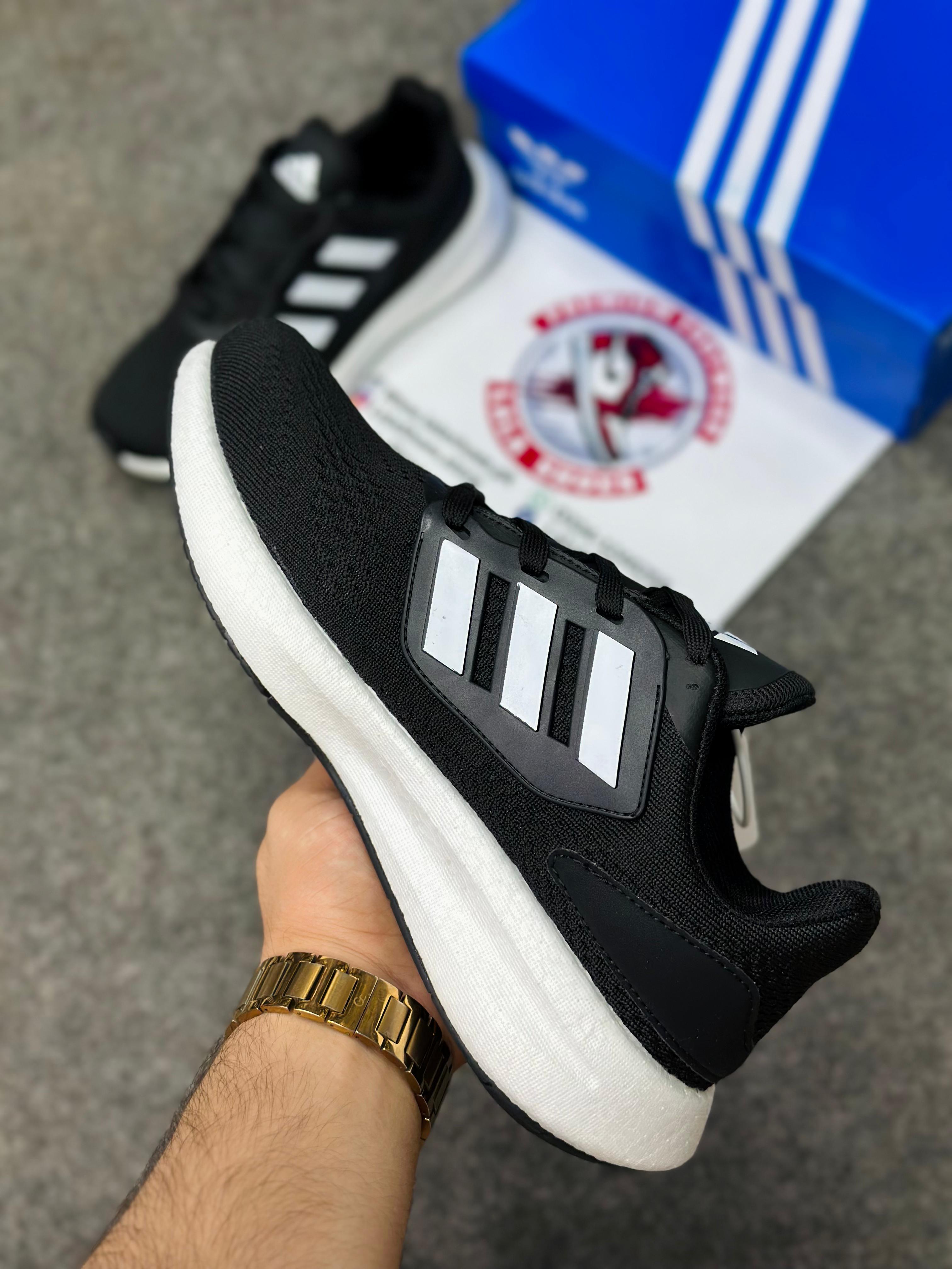 Adidas Ultra Boost 002219 - Lightweight &amp; Best for Gym