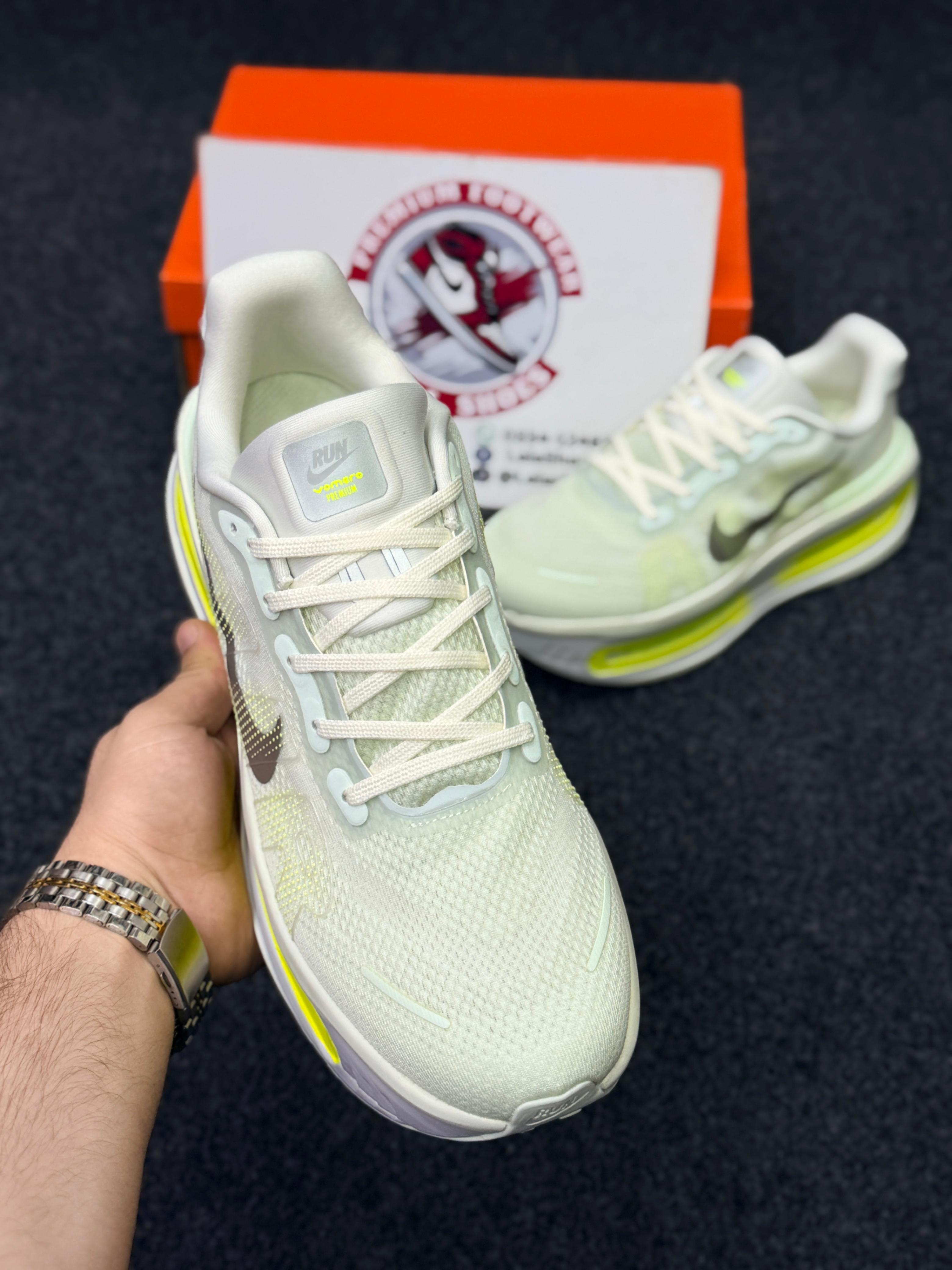 Nike Air Zoom Cushion Running Shoes – Light Grey Neon