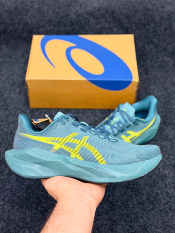 ASICS NOVABLAST 6