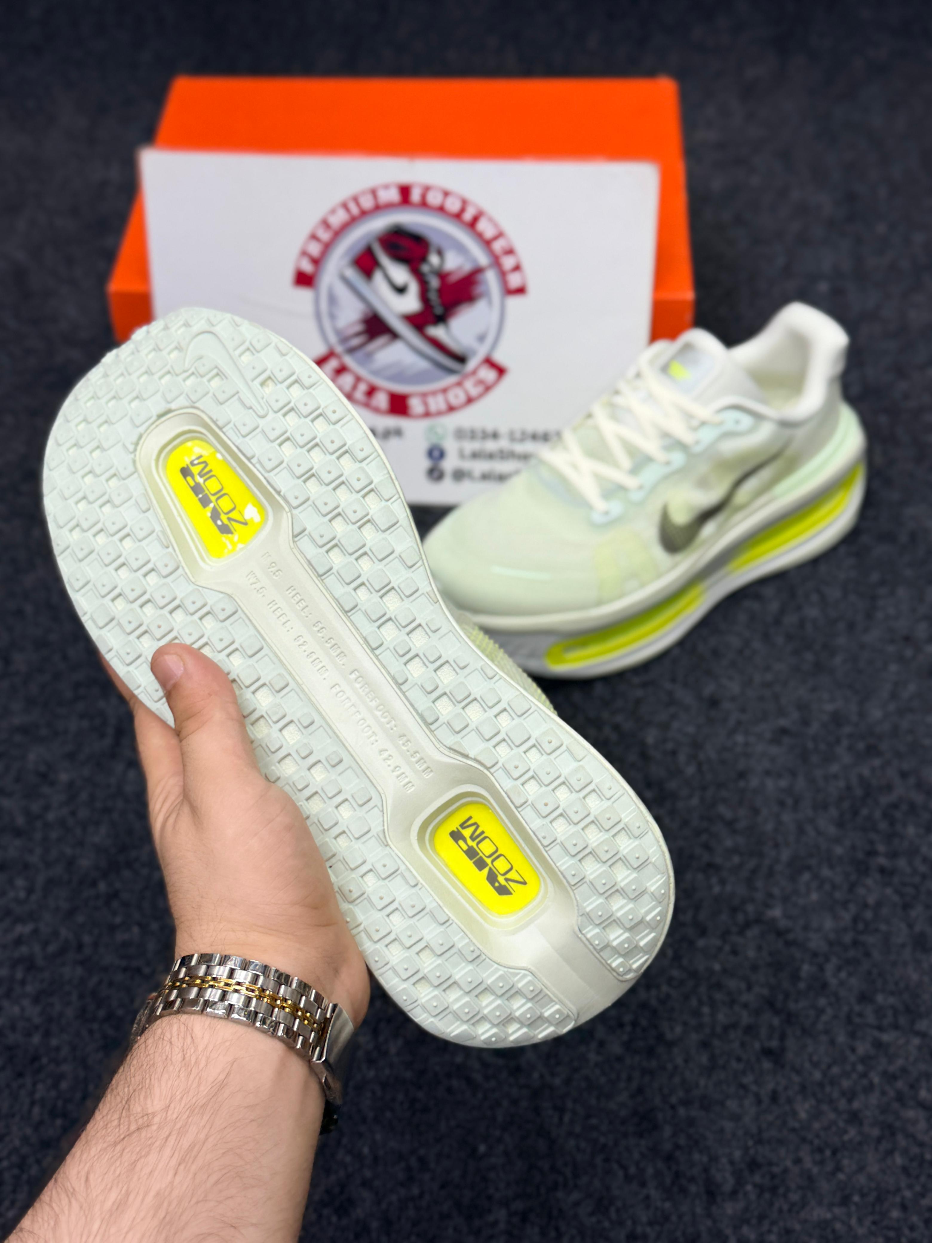 Nike Air Zoom Cushion Running Shoes – Light Grey Neon