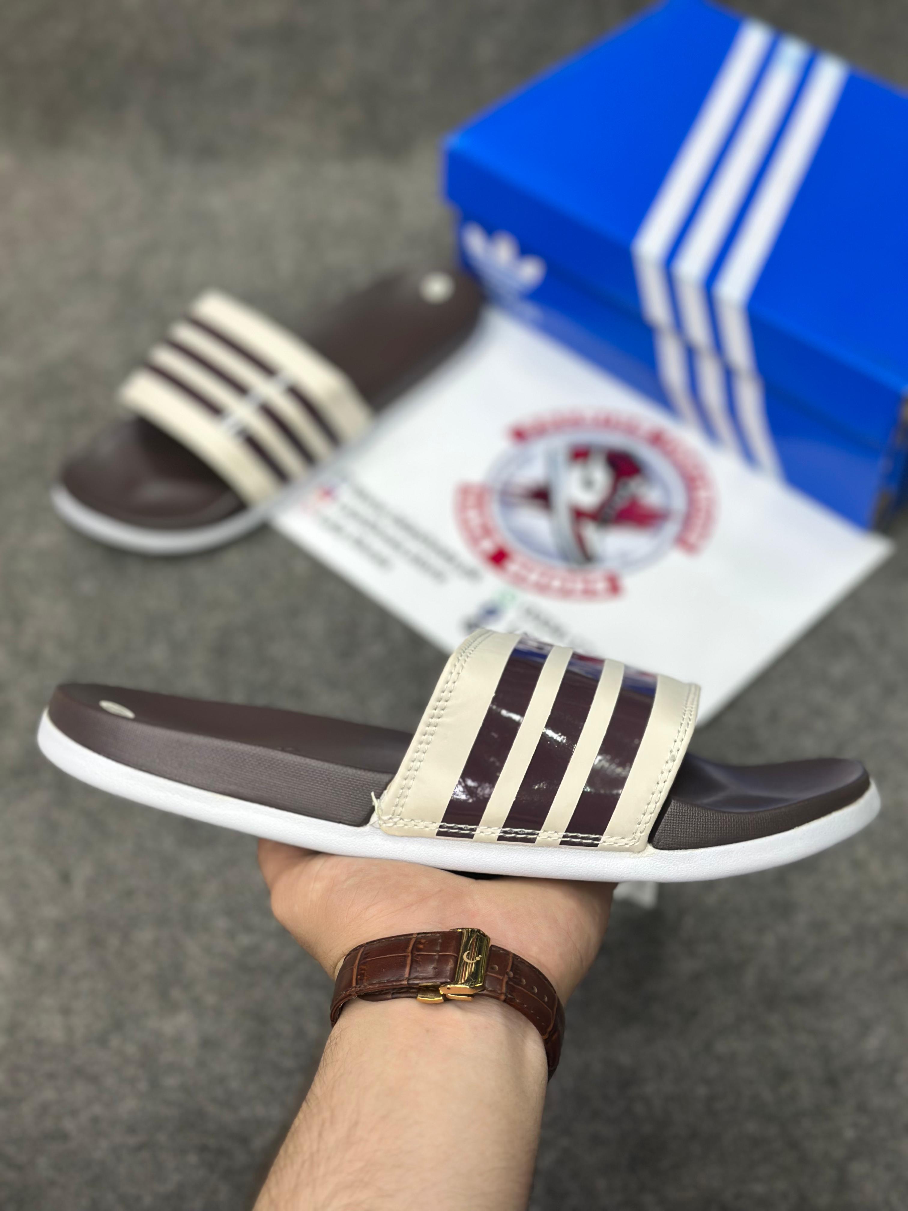 Adidas Comfort slides - 8006