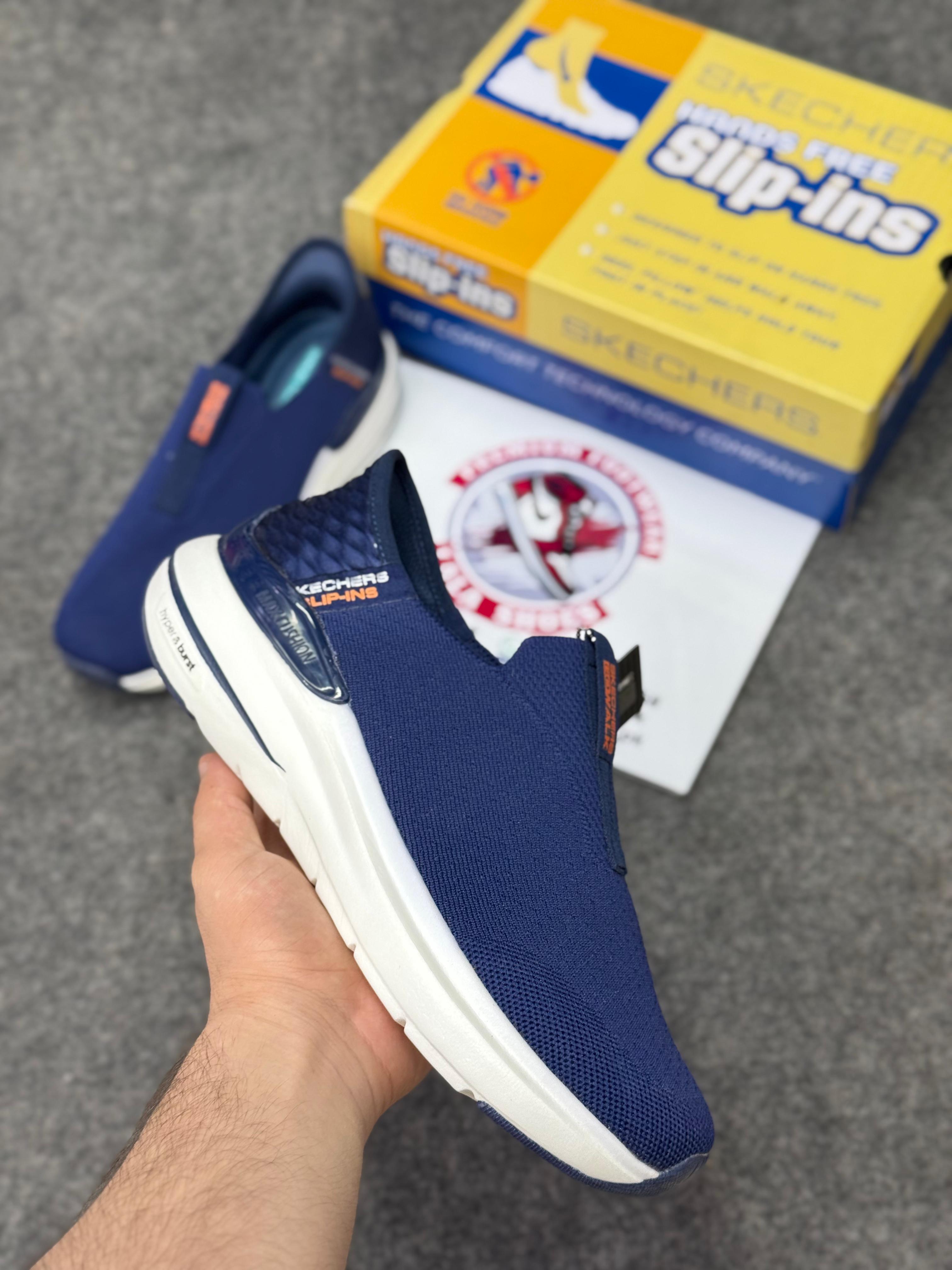 Skechers Slip-ins: Max Cushioning Hyper Burst Navy blue, Air-Cooled Memory Foam