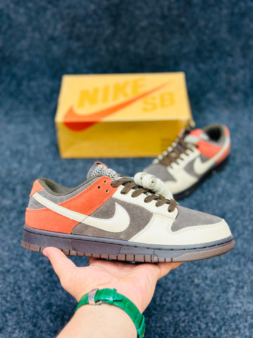 *Nike SB Dunk Low Pro "Mosaic" - Medium Curry / Cream / Dusty Peach*