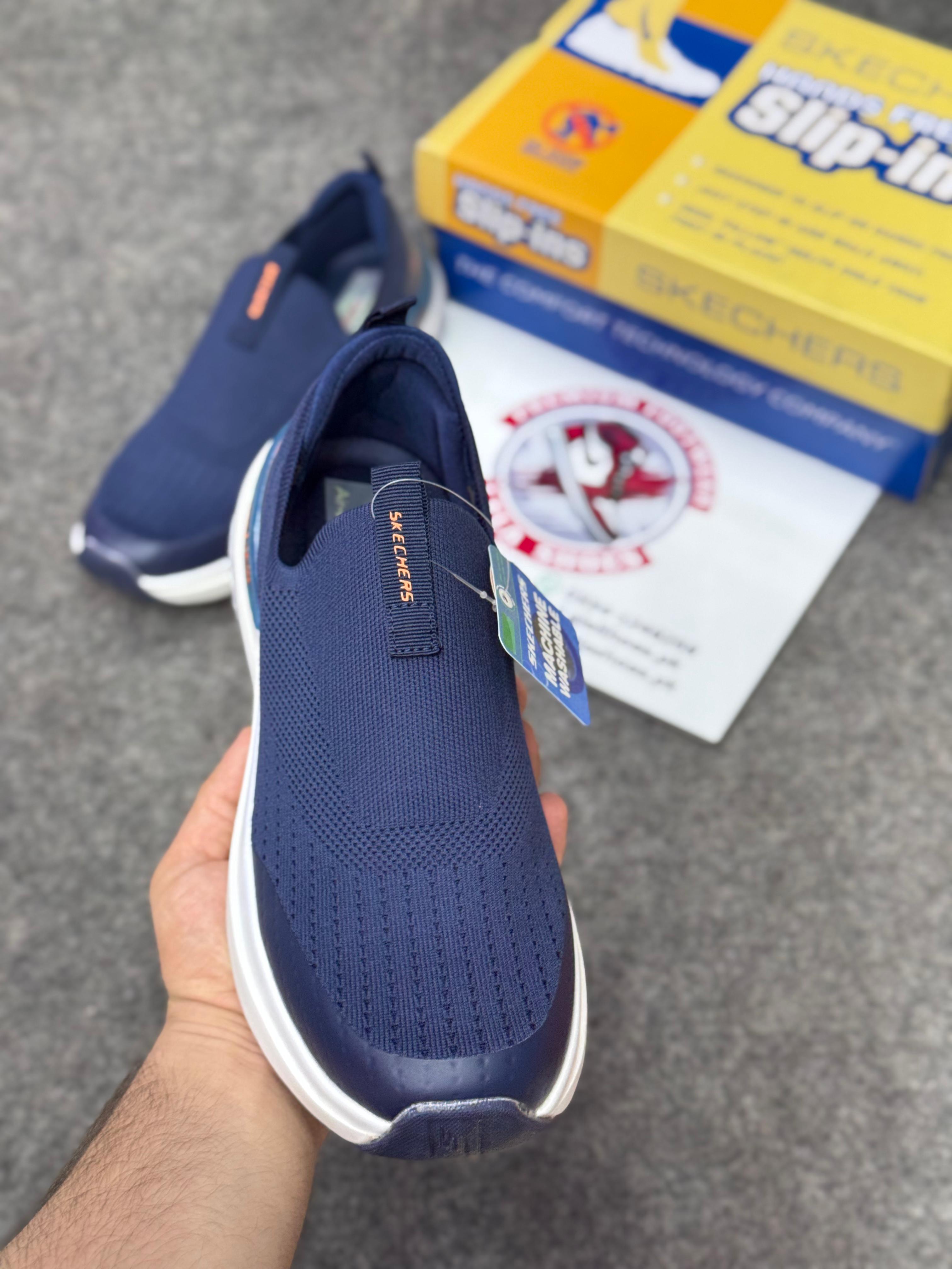 Skechers Slip-ins: Max Cushioning Hyper Burst Navy blue, Air-Cooled Memory Foam