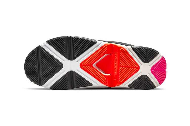 Nike Go FlyEase white red