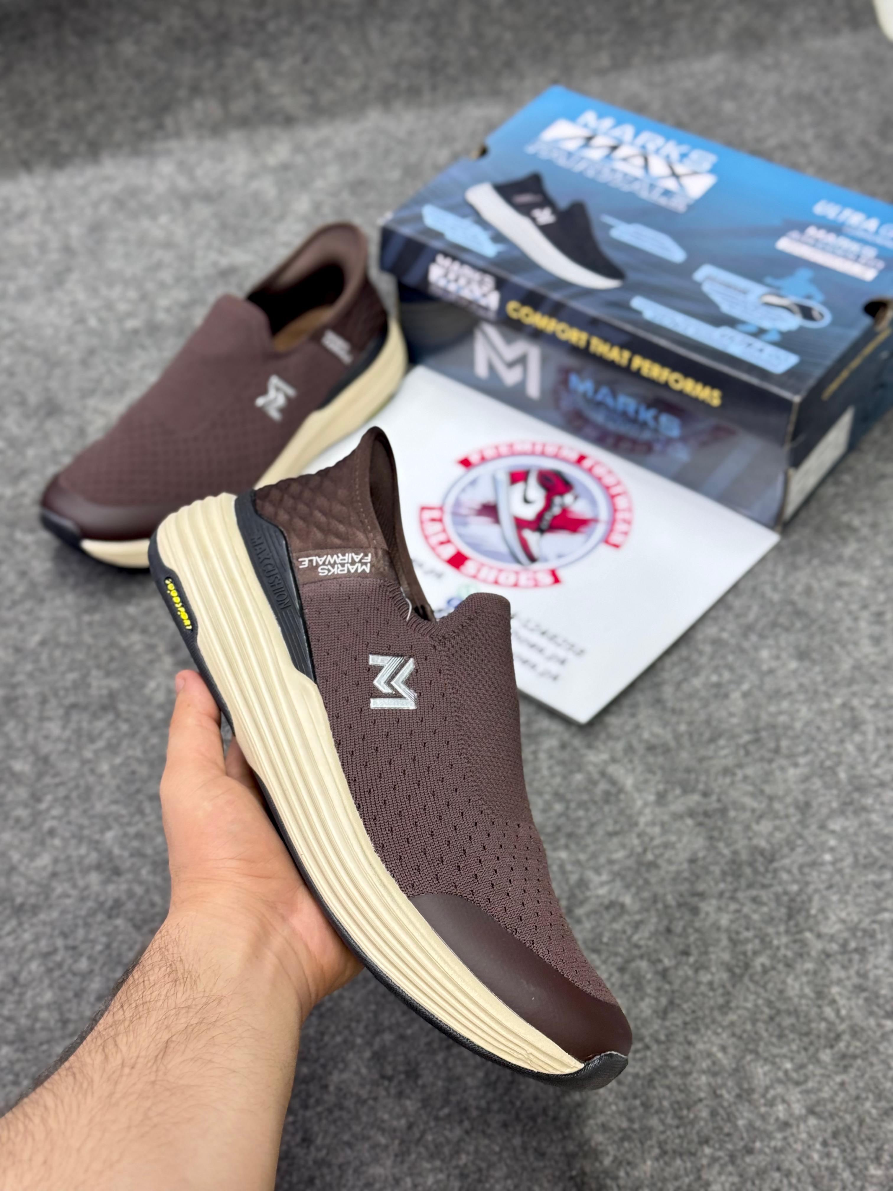 Skechers Slip-ins: Max Cushioning Hyper Burst 25489, Running Shoes in Pakistan