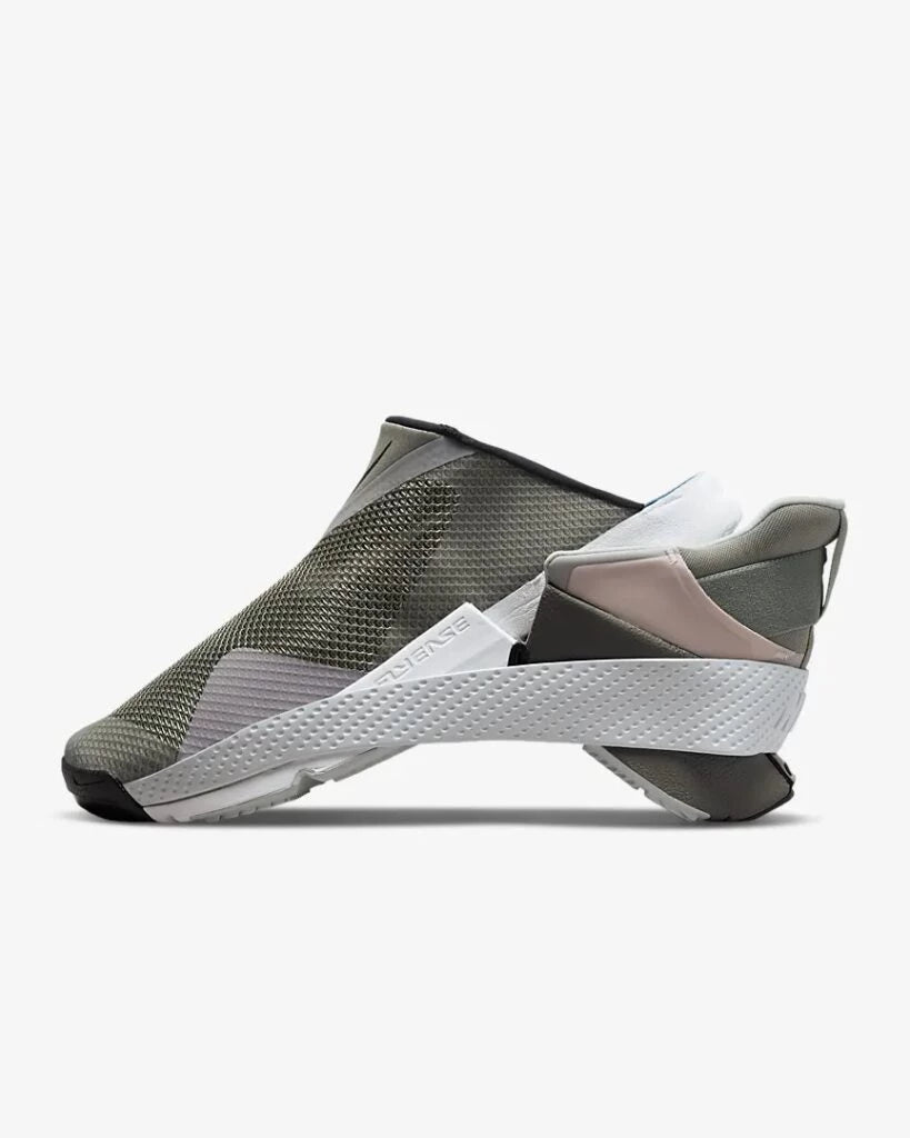 Nike Go FlyEase Khaki