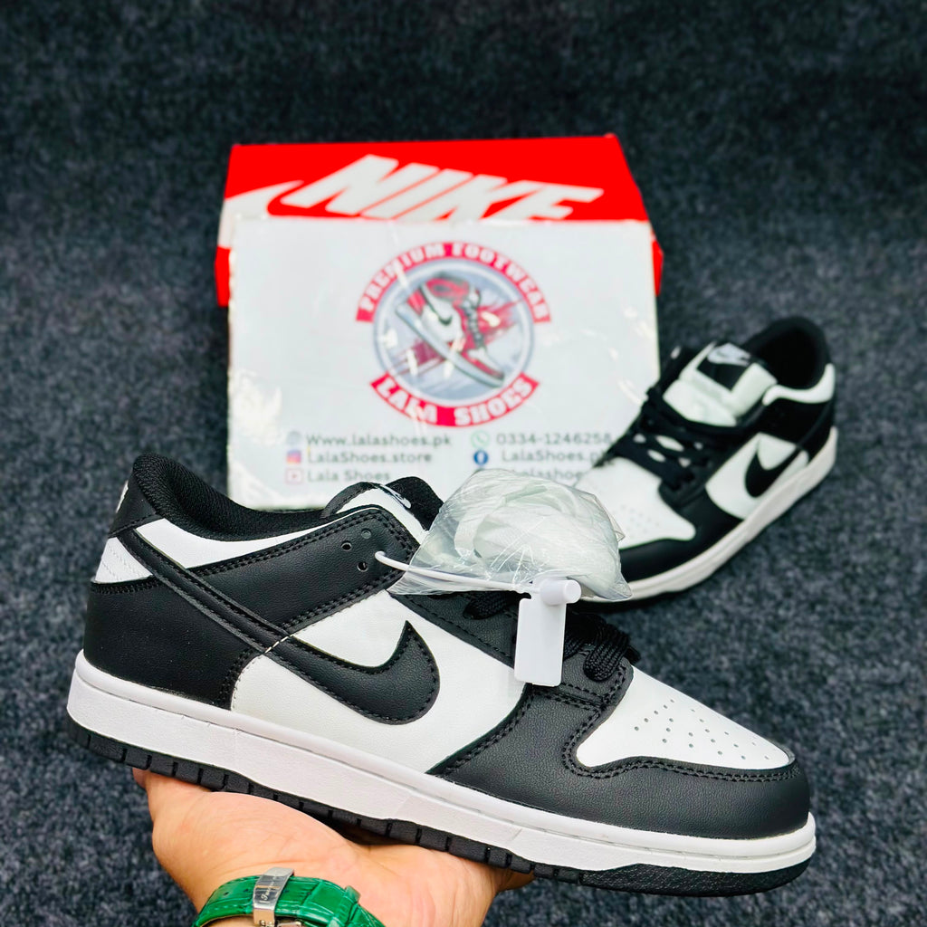Nike panda sb dunks