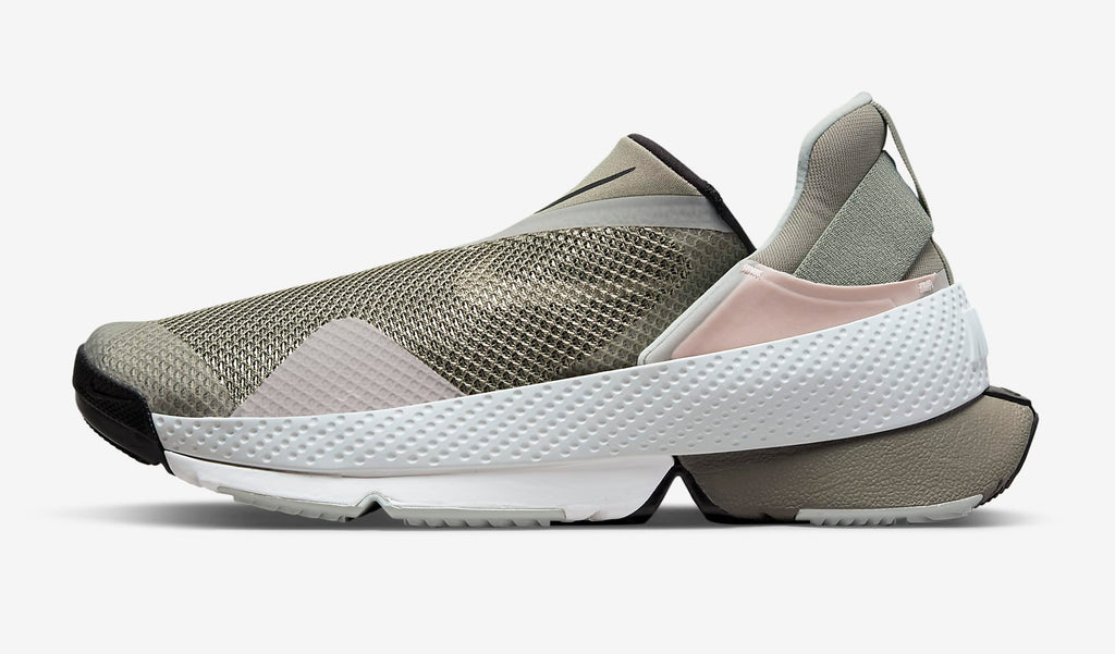 Nike Go FlyEase Khaki