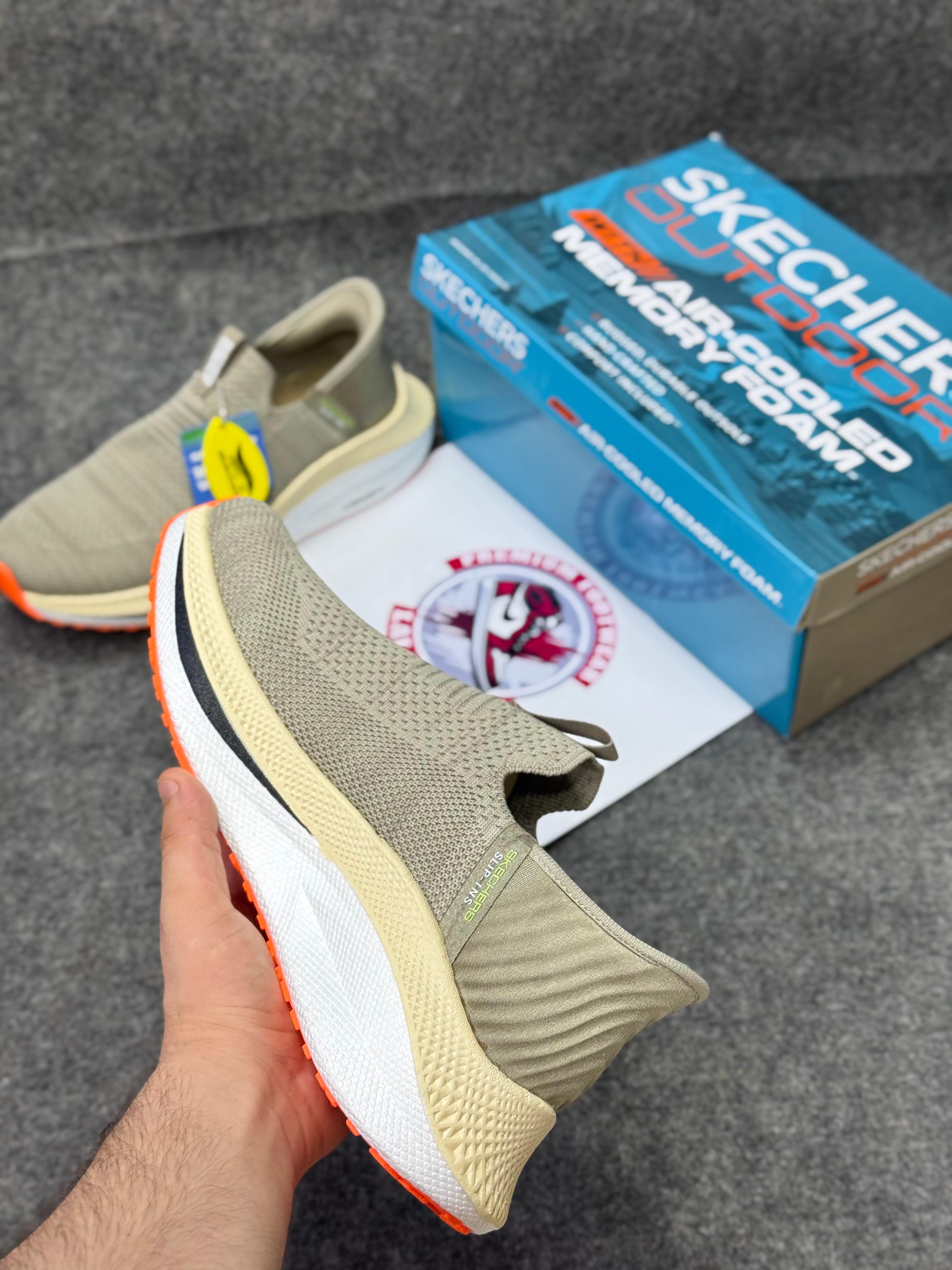 Skechers Slip-ins: Max Cushioning Hyper Burst Light Brown Lightweight, Air-Cooled Memory Foam