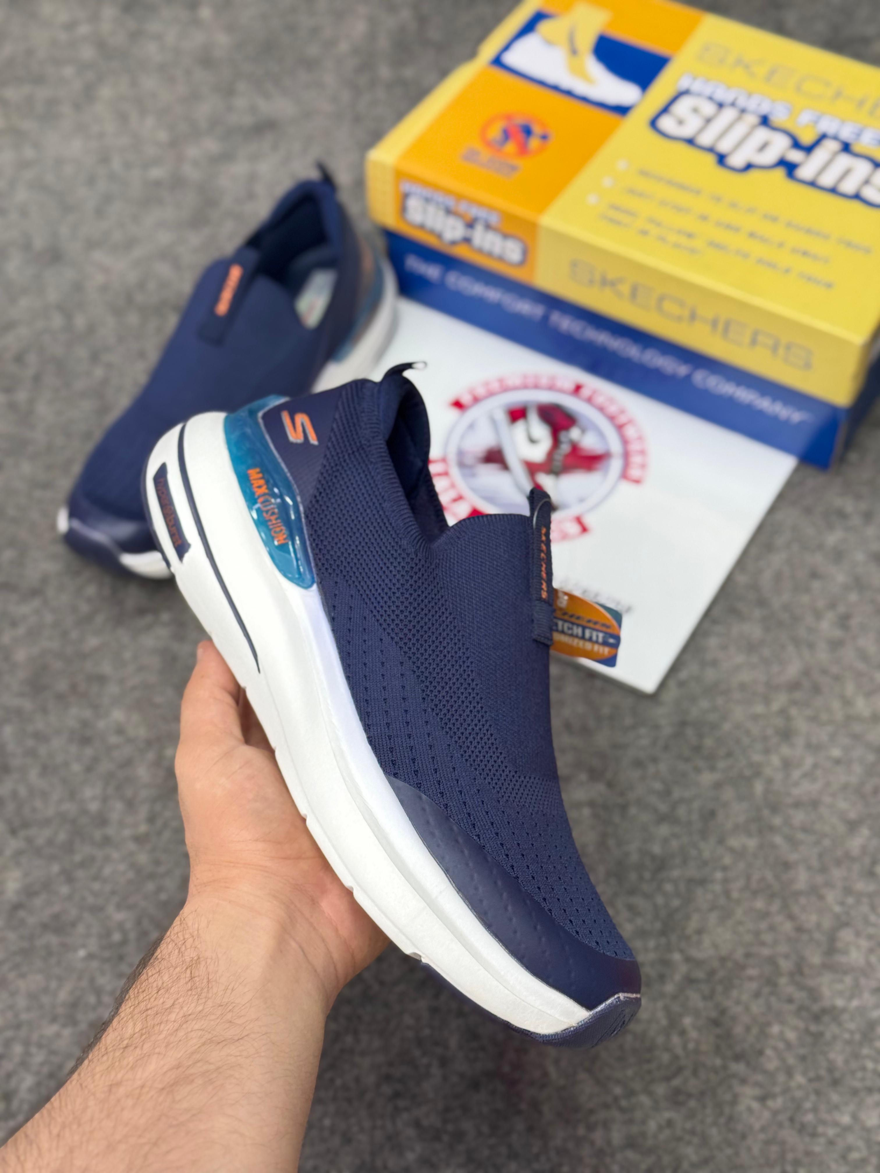 Skechers Slip-ins: Max Cushioning Hyper Burst Navy blue, Air-Cooled Memory Foam