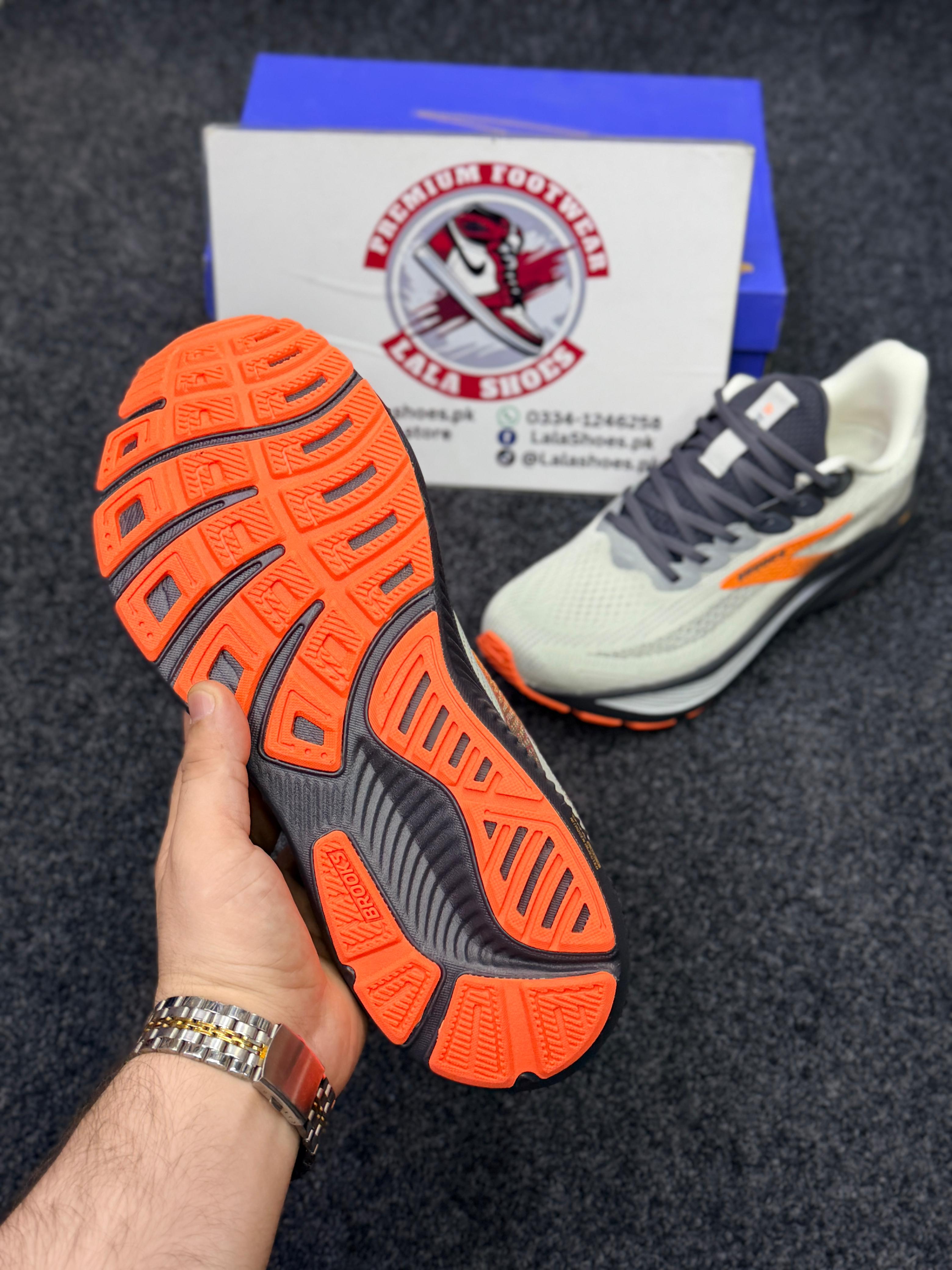 Brooks Ghost Series Men’s Running Shoes – Breathable Mesh & Soft Cushion Sole