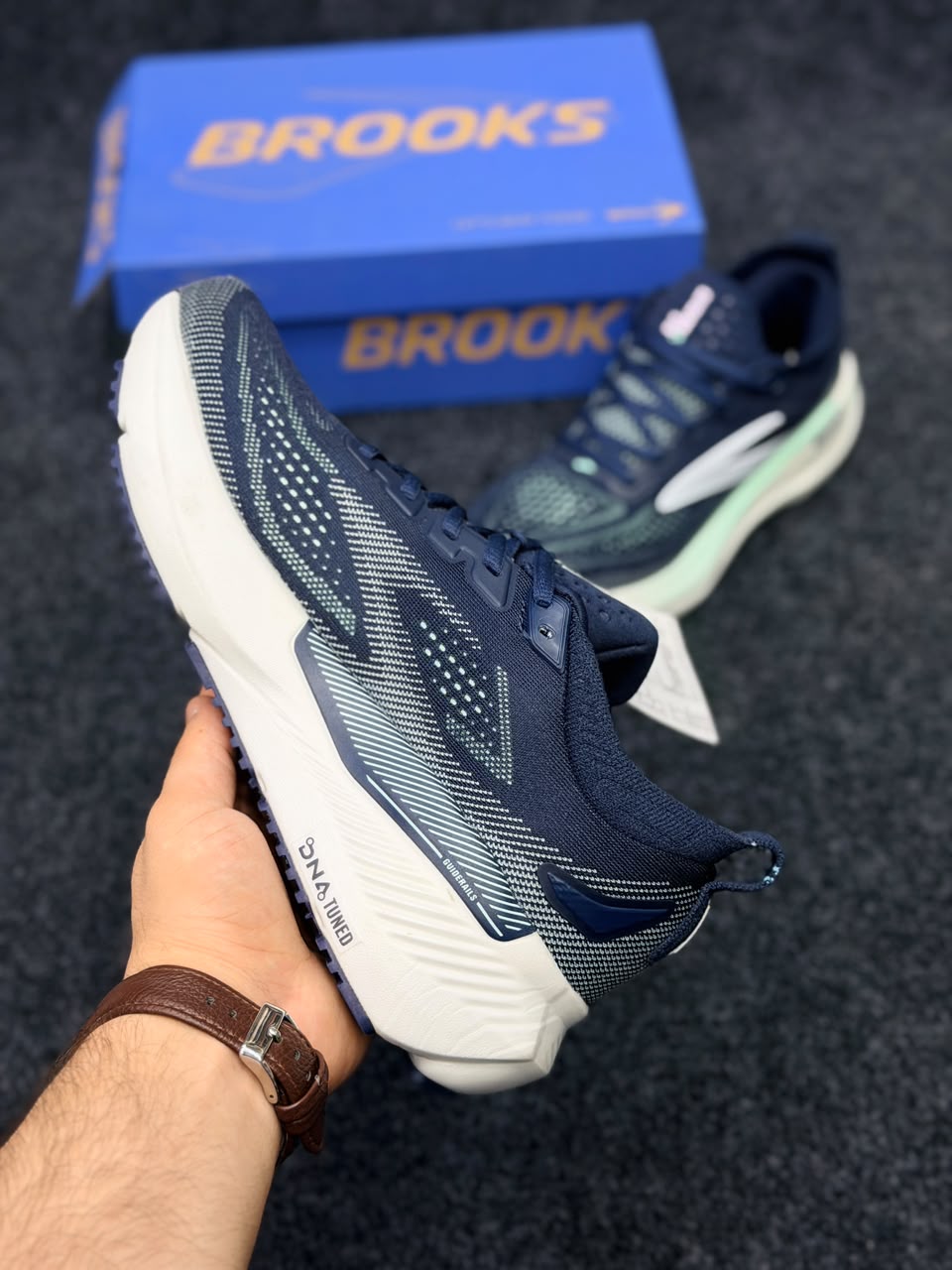 Brooks Glycerin 23 – Navy Blue / White / Mint
