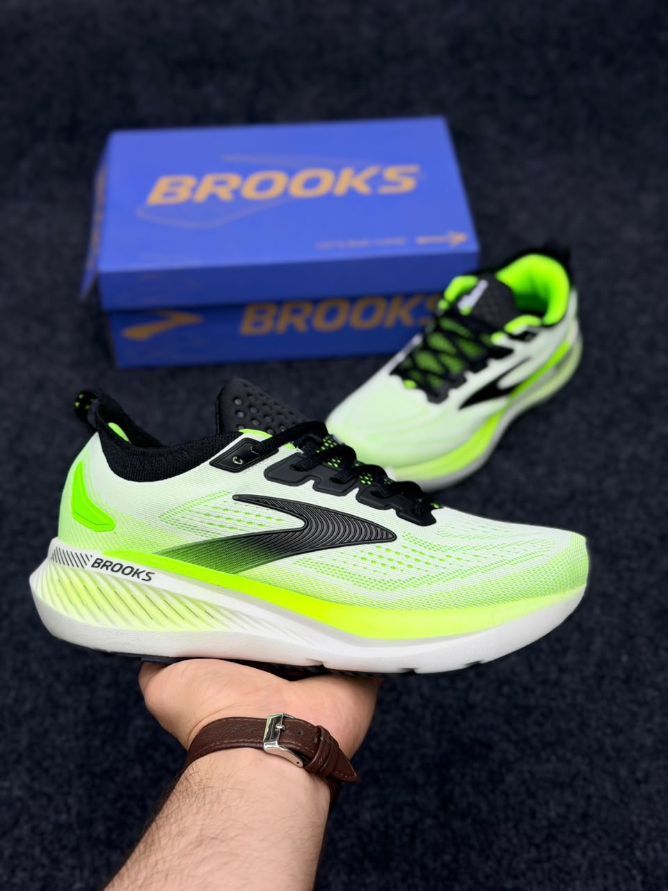 Brooks Glycerin 23 – White / Green Gecko