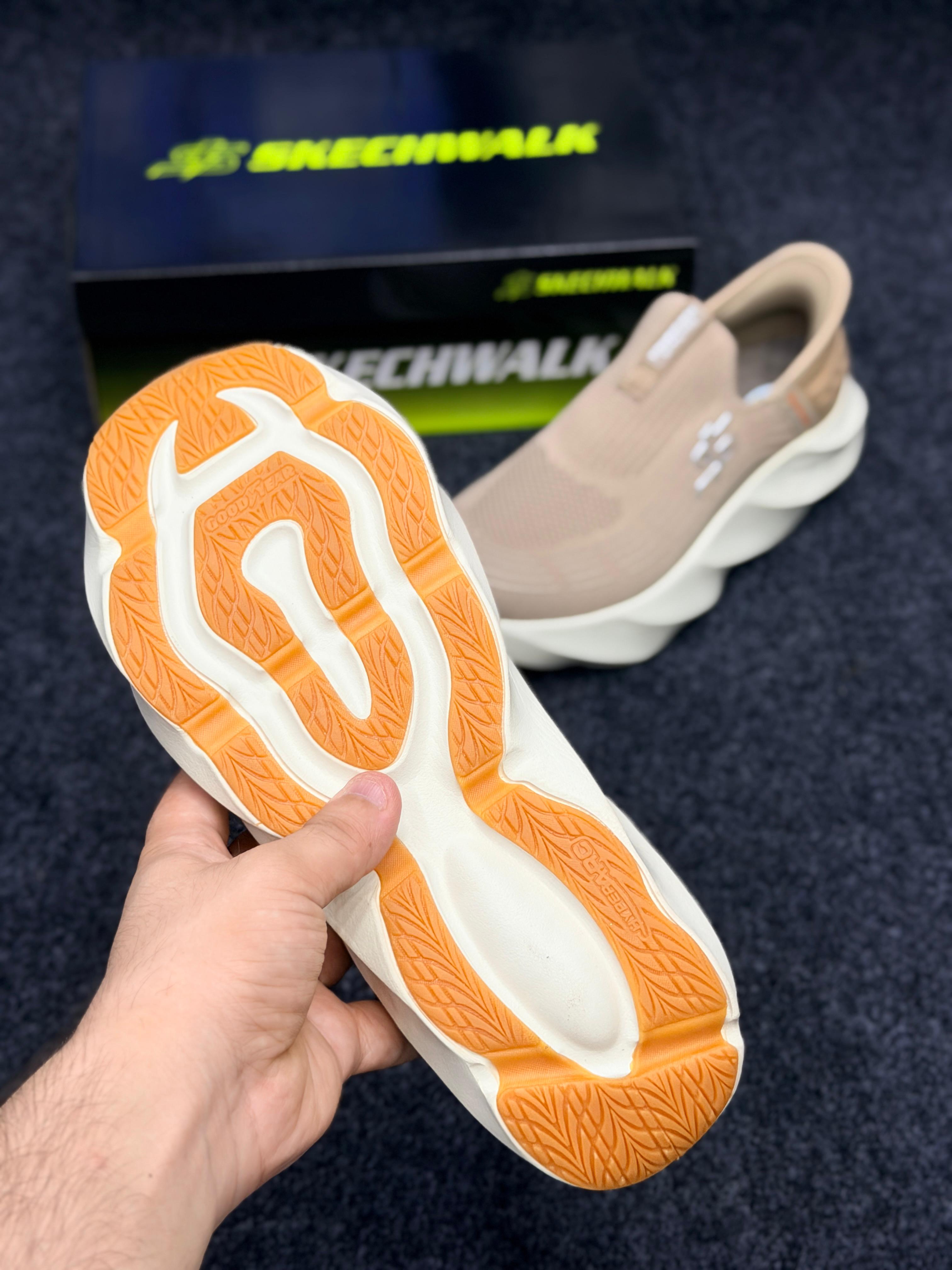 Skechers Hyper Boost – 2026 Model. Cream colour