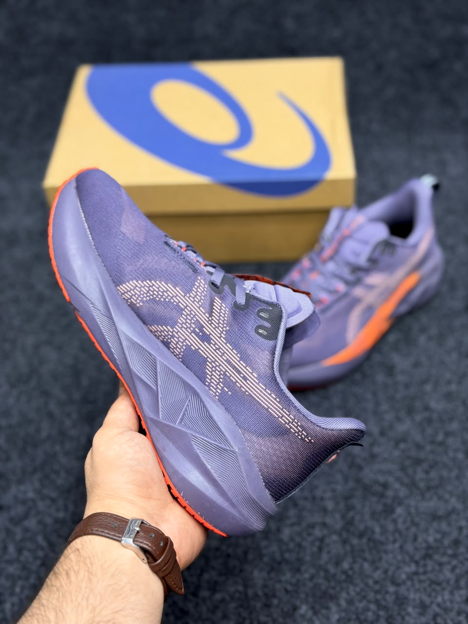 ASICS NOVABLAST 5 – Grey / Orange