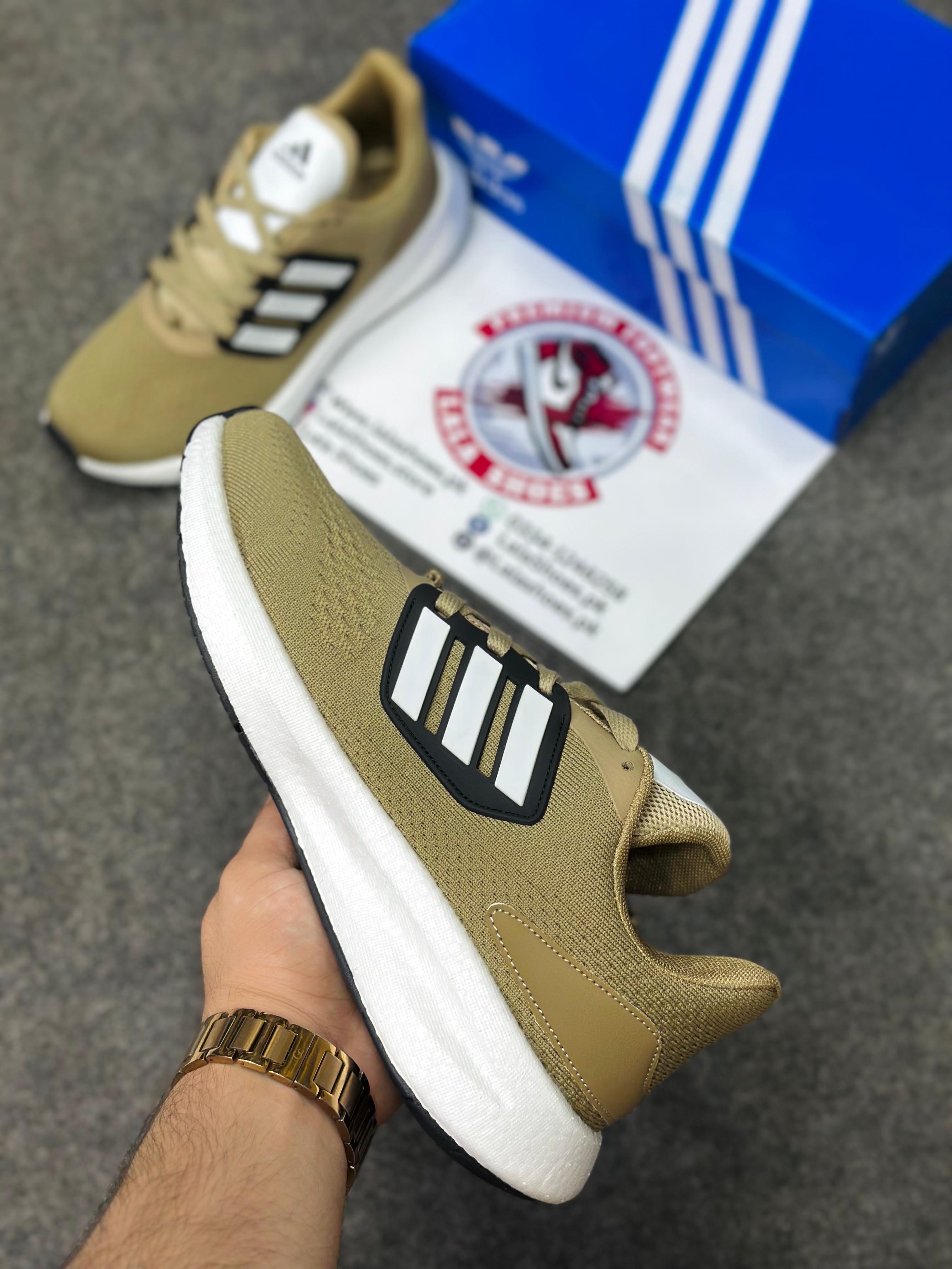 Adidas Ultra Boost 002216 - Lightweight &amp; Best for Gym